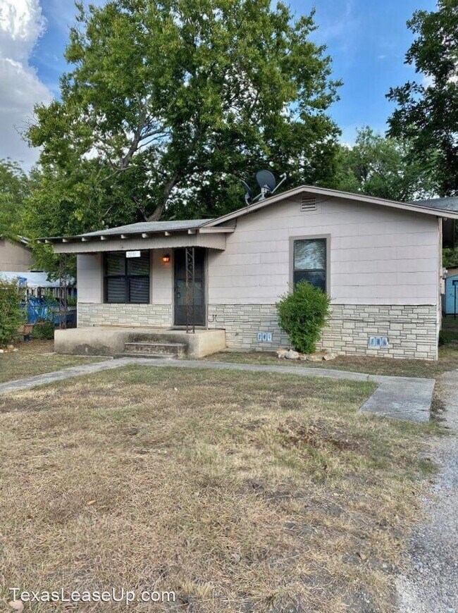 Primary Photo - 2 br, 1 bath House - 2031 Katy St