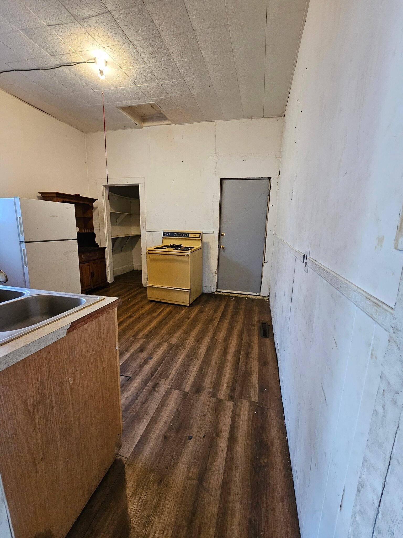 Building Photo - 254 W Peoria Ave