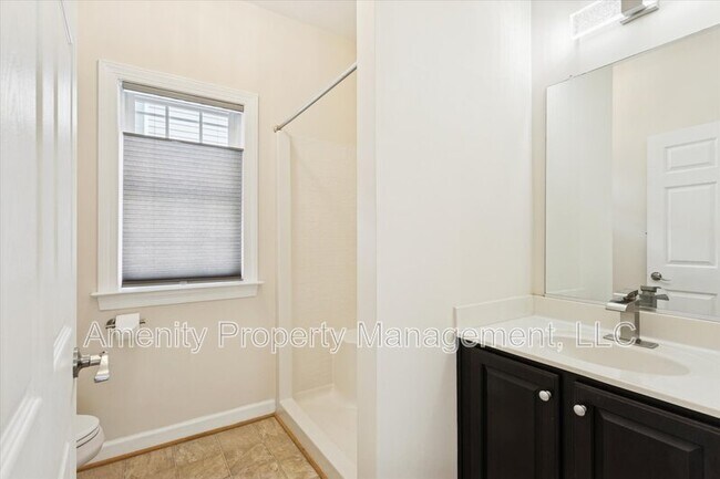 Building Photo - 103 Overlook Point