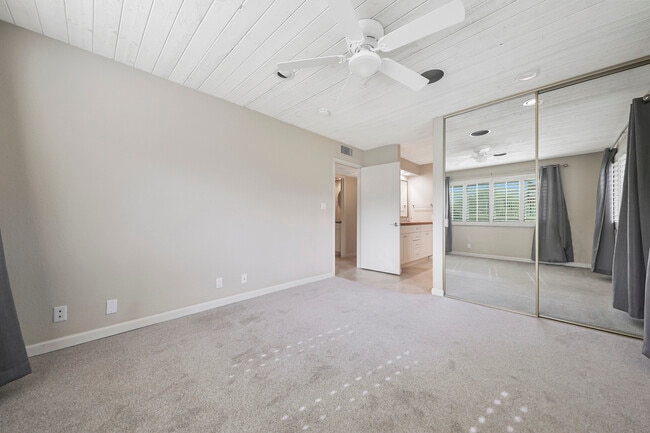 Building Photo - 73895 Saquaro Ct