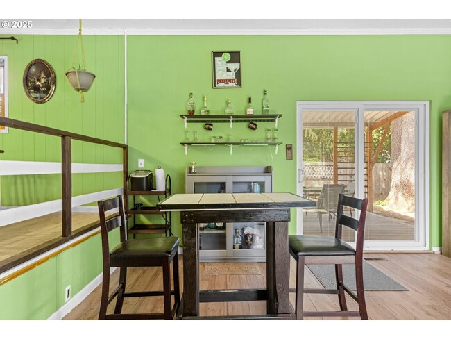 Building Photo - Quarter Acre Comfort
