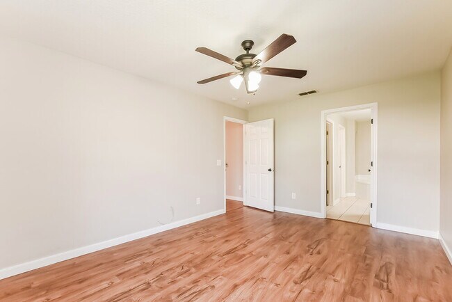 Building Photo - 4166 Shadow Creek Cir