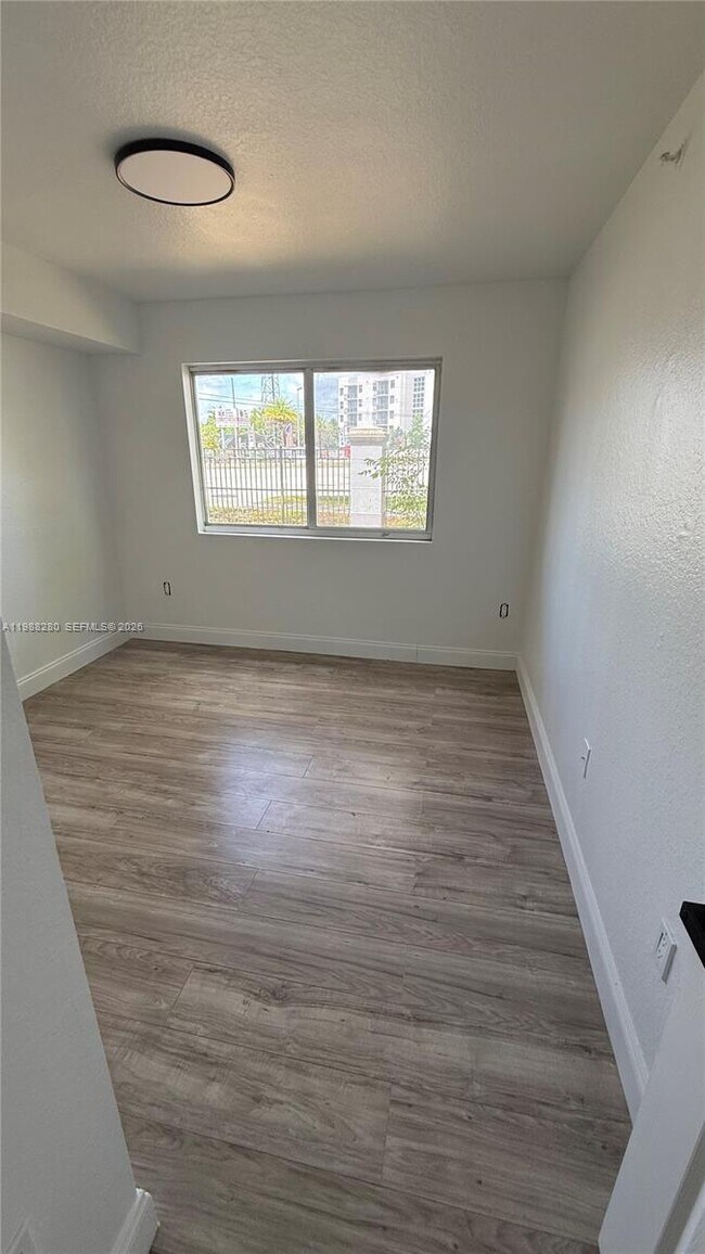 Building Photo - 15480 SW 284th St