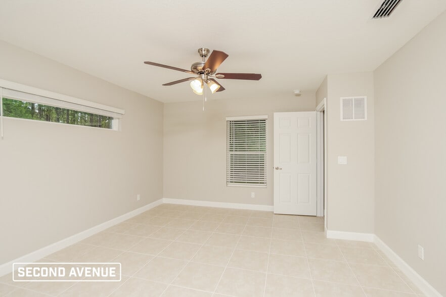 Building Photo - 589 Lambright St SW