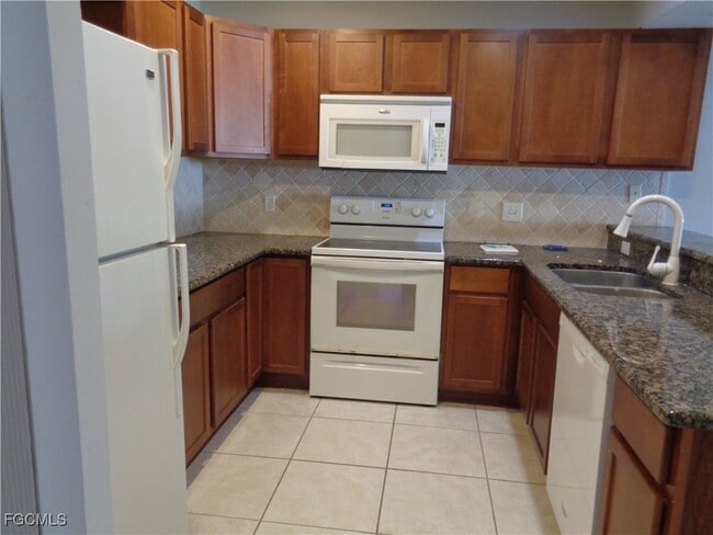 Building Photo - 12962 Elm Creek Ct