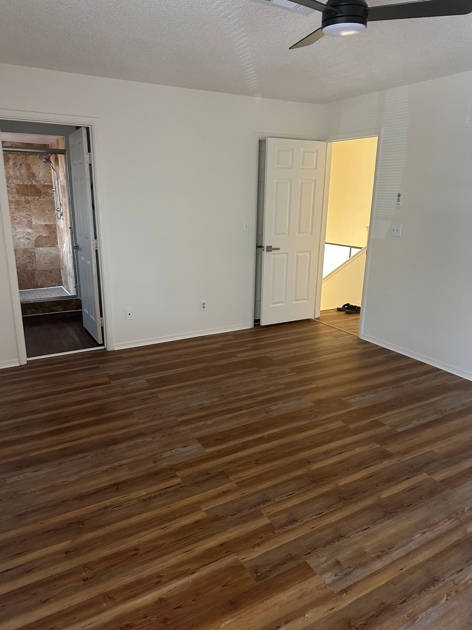 Building Photo - 8140 Spur Ct