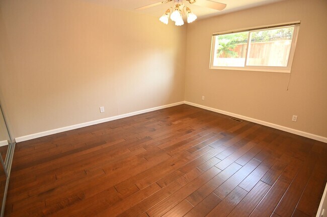 Building Photo - 1651 Cassiar Dr