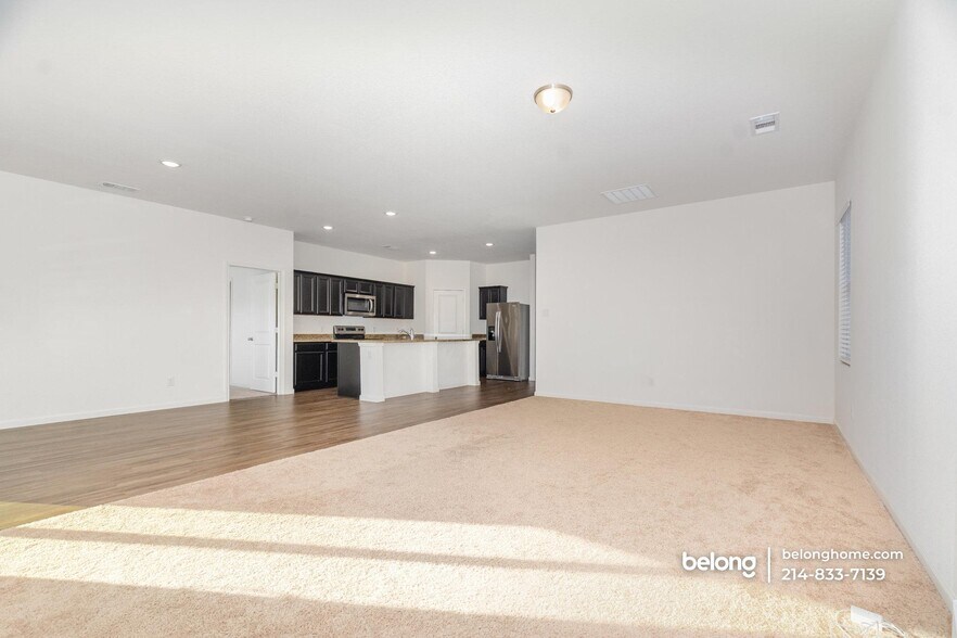 Building Photo - 706 Windsor Ct