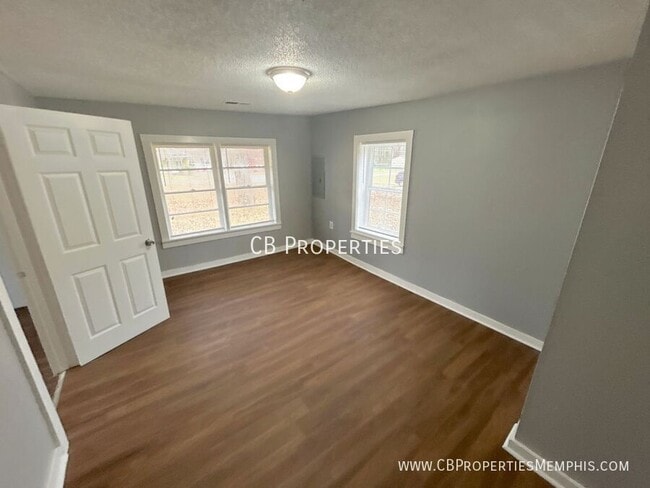 Building Photo - 3447 Cook Rd