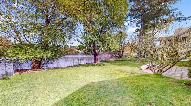 Building Photo - 57 Spy Pond Ln