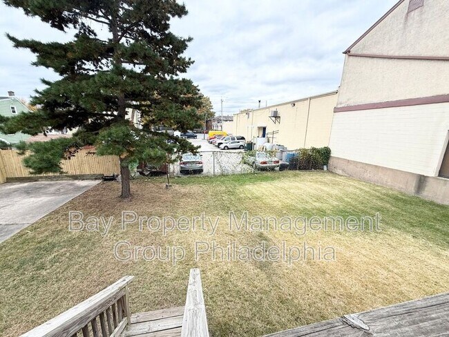 Building Photo - 229 Ridley Ave