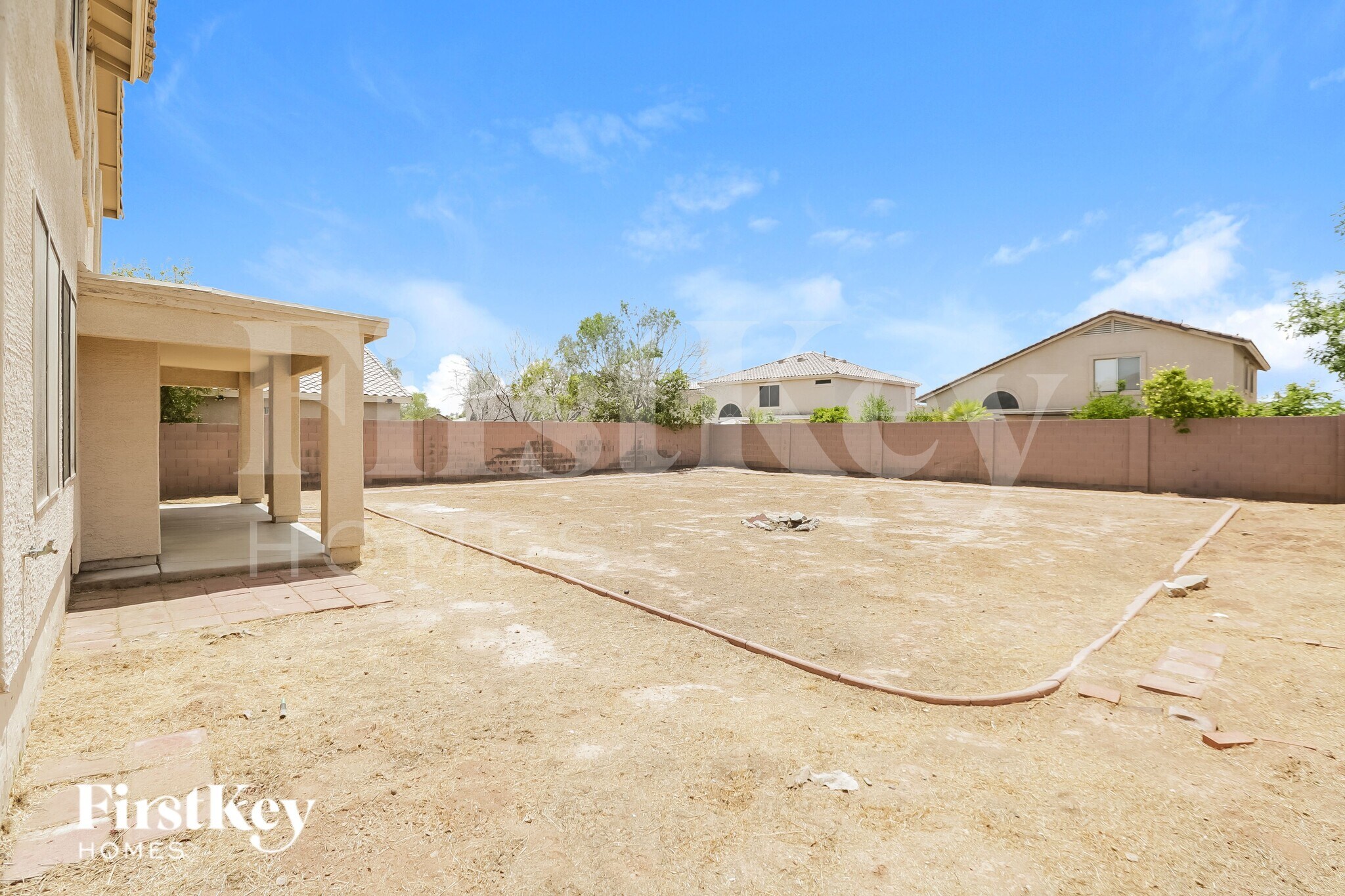 Building Photo - 7963 W Marlette Ave