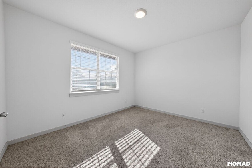 Building Photo - 210 Big Cypress Byu Rd