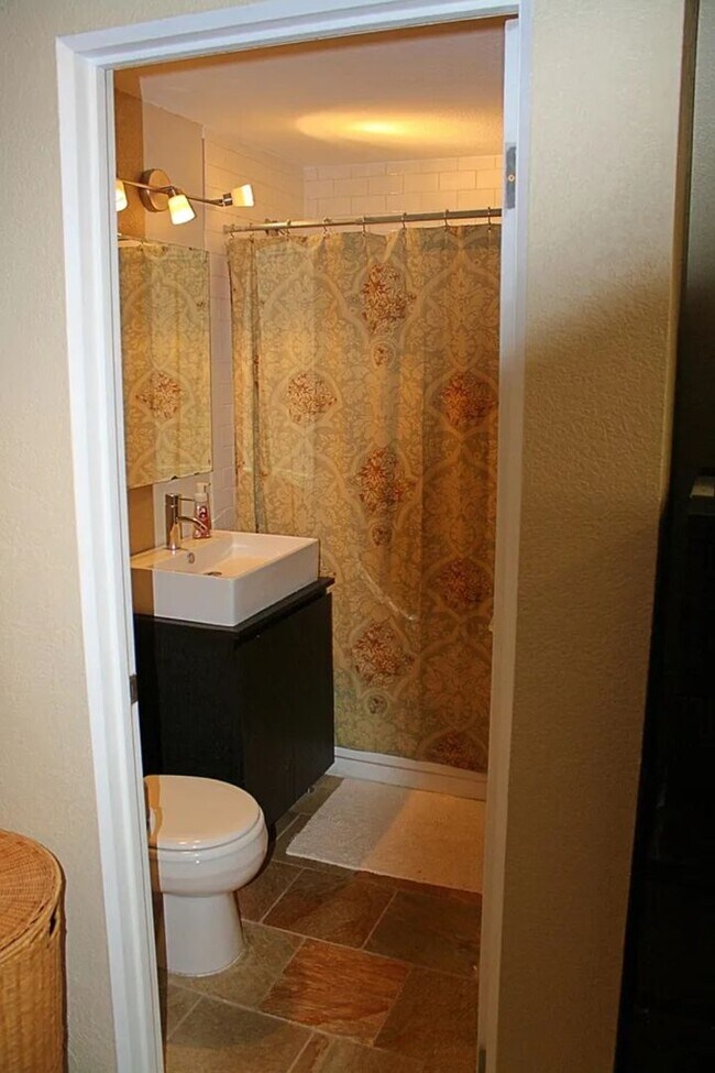 Building Photo - 2Bed/2Bath Condo in Cherry Creek Area!!