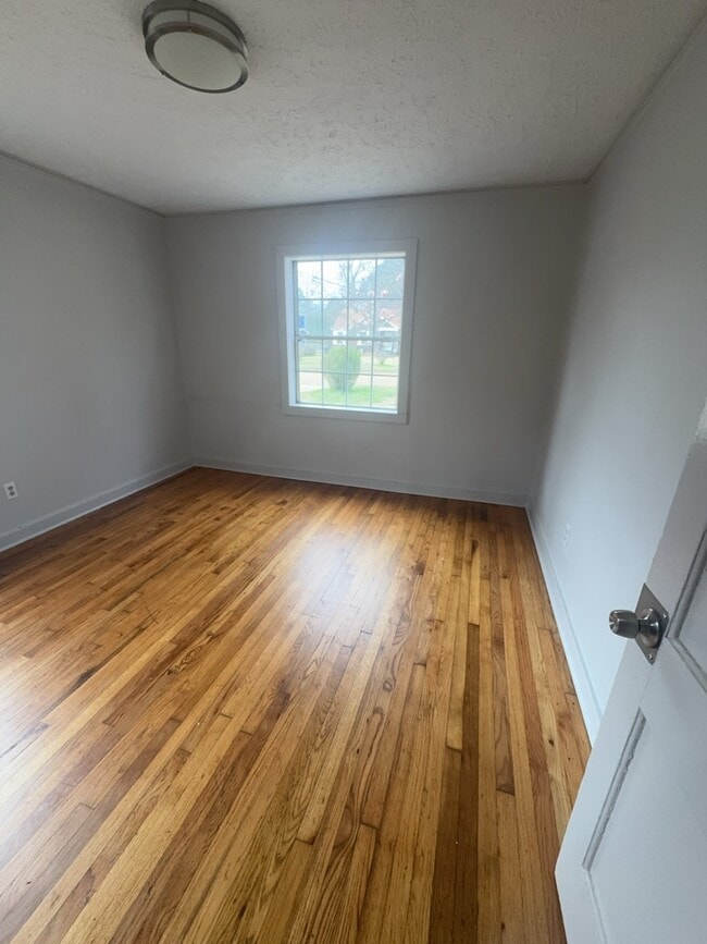 Building Photo - 4426 Desoto St