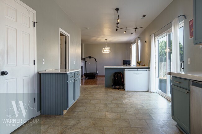 Building Photo - 9510 Pony Gulch Way