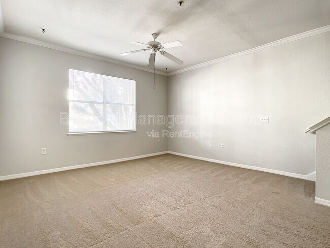 Building Photo - 2444 Legacy Lake Dr