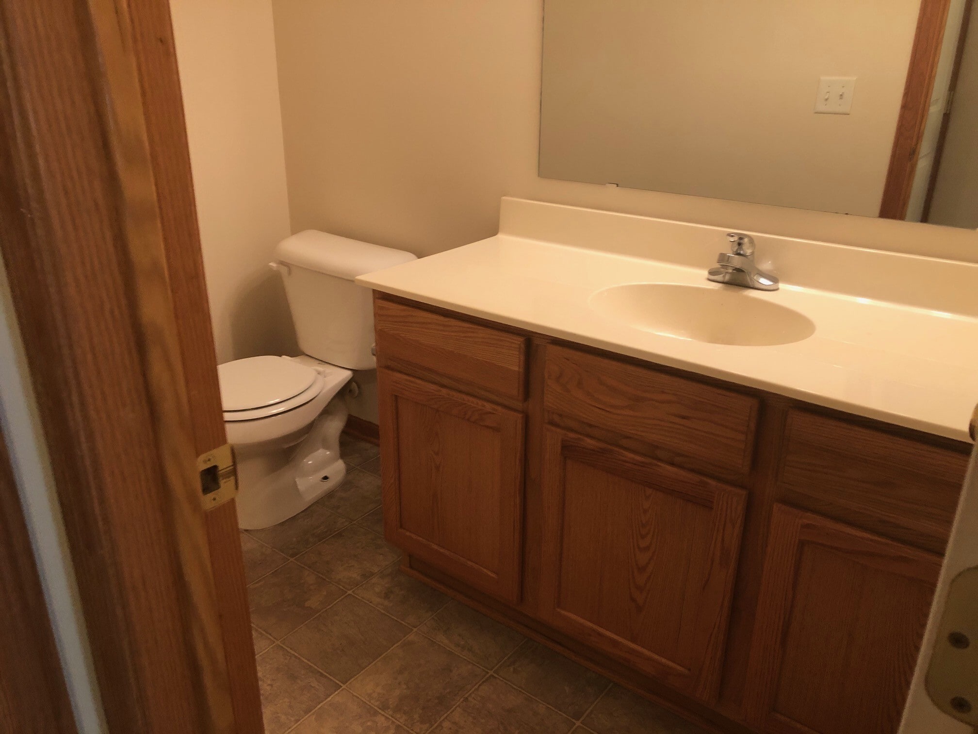 Building Photo - 2457 Yellowstone Dr