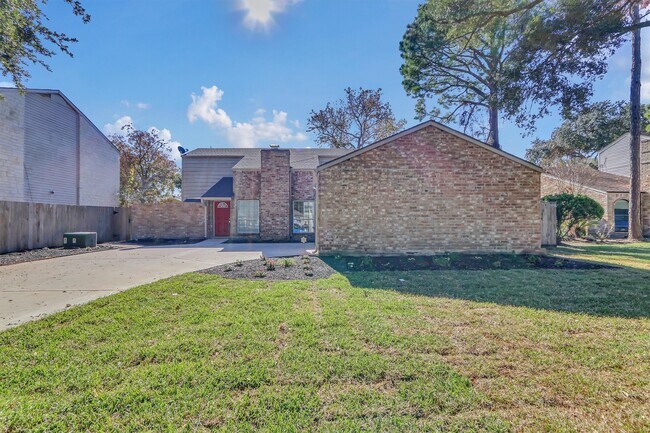 Building Photo - 13911 Piping Rock Ln