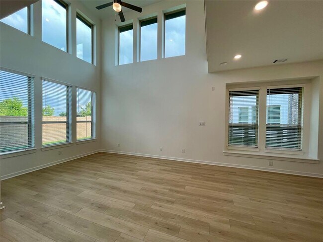 Building Photo - 16518 Amber Patina Ln