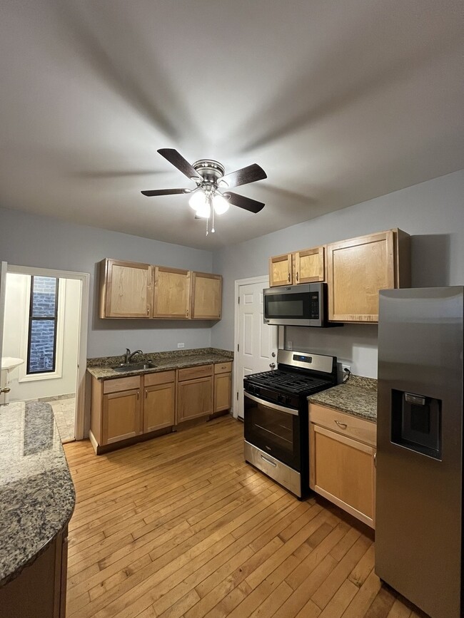 Building Photo - 2437 W Lexington St