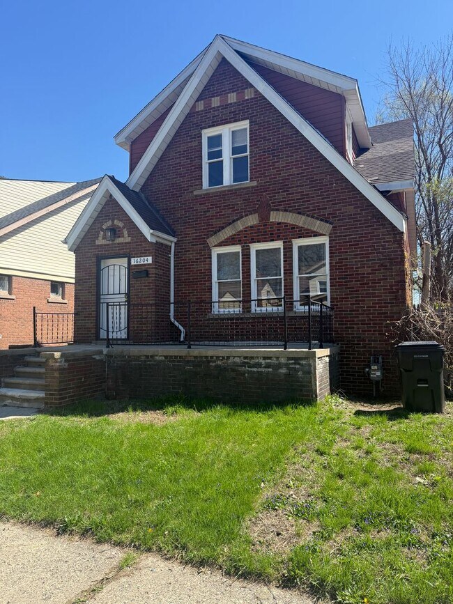Building Photo - Cozy 3-Bedroom Home in Detroit