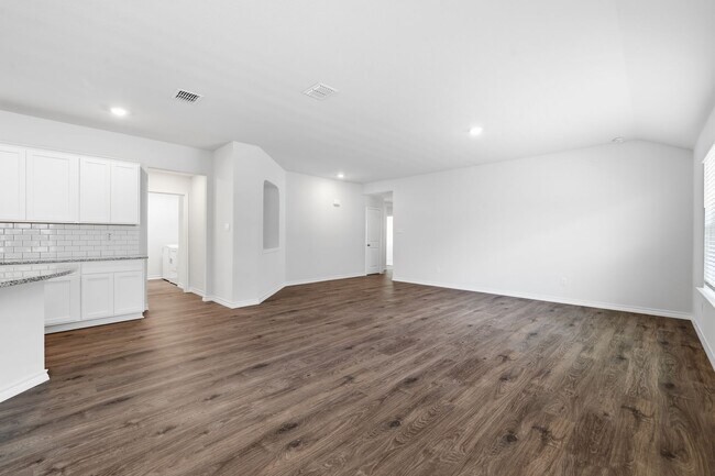 Building Photo - 3122 Davis Trce
