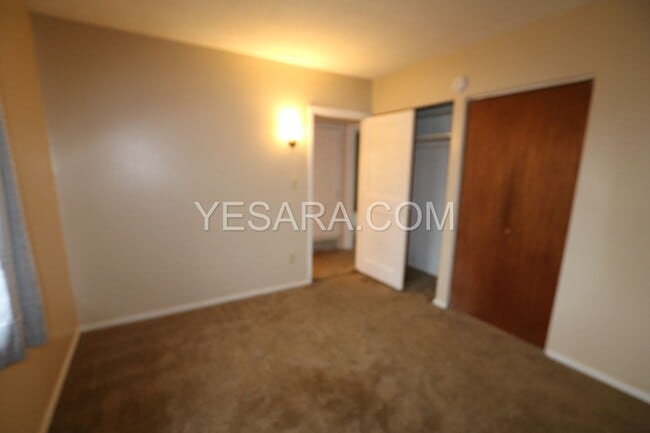 Building Photo - 2 Bedroom 1 Bath House