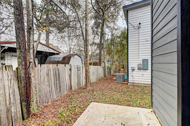 Building Photo - 10196 Barberry St