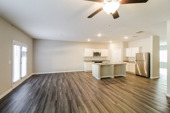 Building Photo - 4119 Kendrick Cir