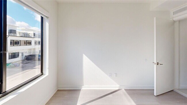 Building Photo - 14546 SW 260th St