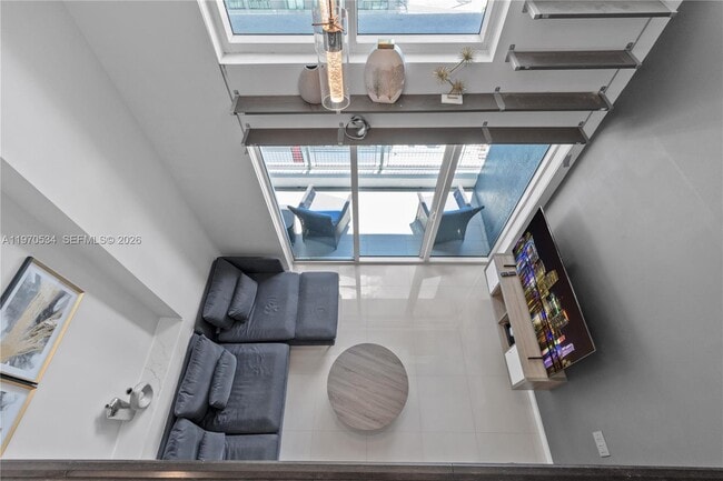 Building Photo - 60 SW 13th St