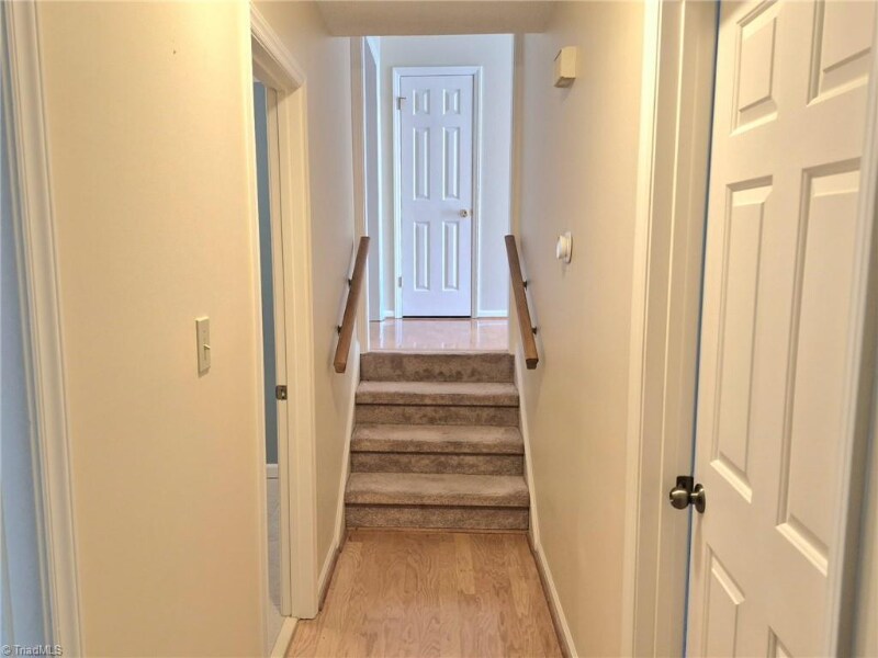 Building Photo - 3041 Forest Line Dr