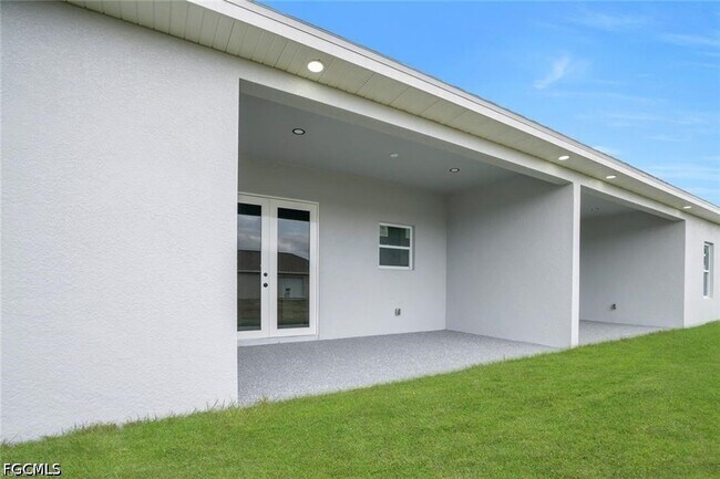 Building Photo - 4648-4650-4650 Leonard Blvd S