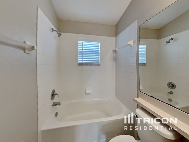 Building Photo - 15412 Shoal Haven Pl