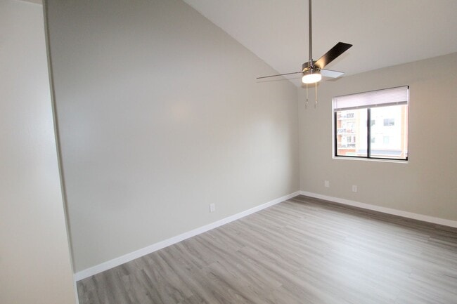 Building Photo - 1026 Blue Ridge Dr