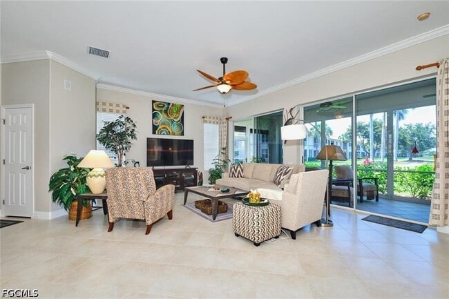 Building Photo - 9240 Willowcrest Ct