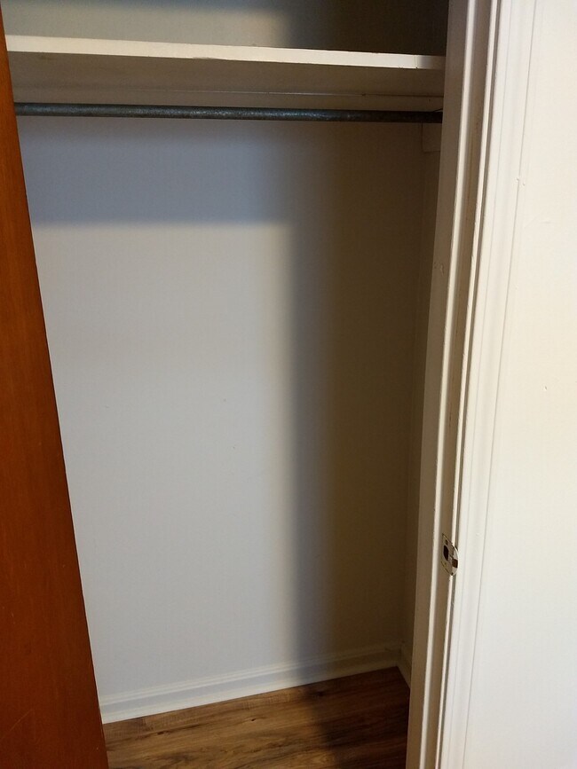 Building Photo - 4801 Saddlebrook Ln