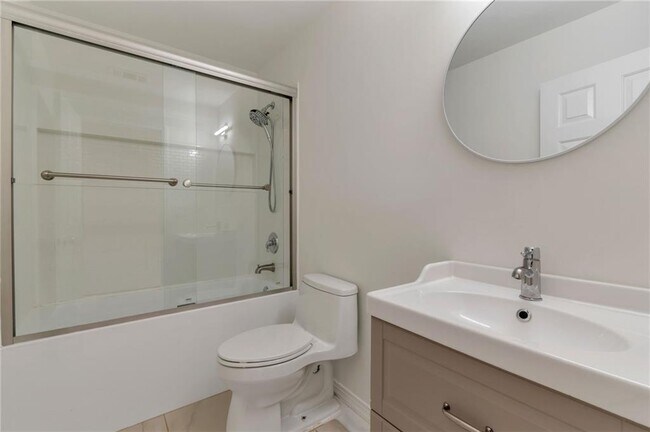 Building Photo - 1649 Emory Pl Dr NE