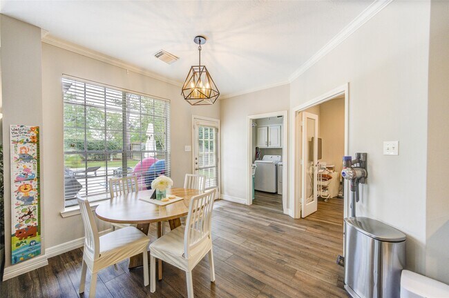 Building Photo - 5318 Pebble Way Ln