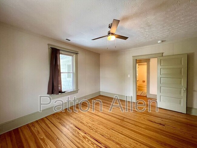 Building Photo - 301 Merrimon Ave