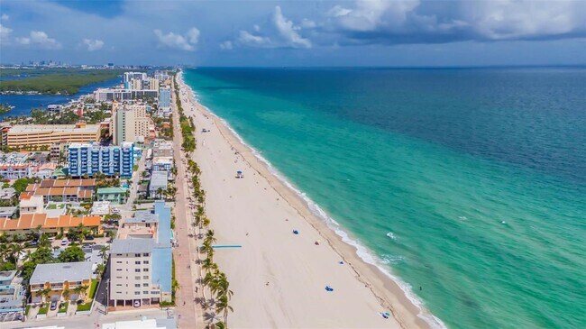 Building Photo - 1201 S Ocean Dr