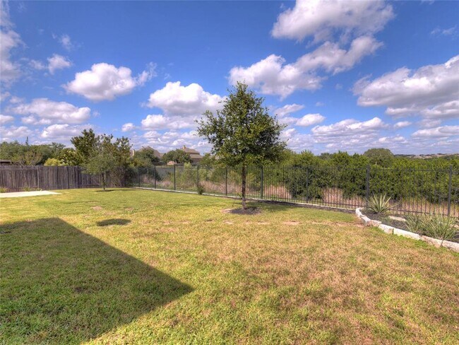Building Photo - 133 Rain Lily Cir