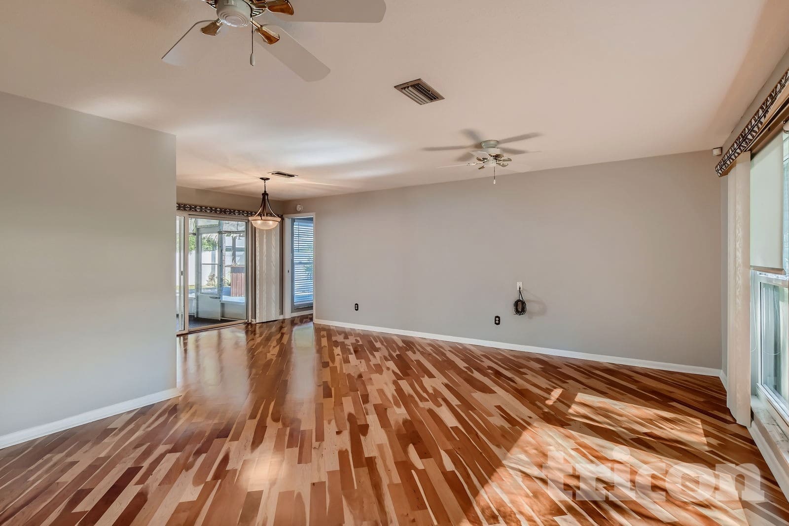 Building Photo - 1866 Belleair Rd