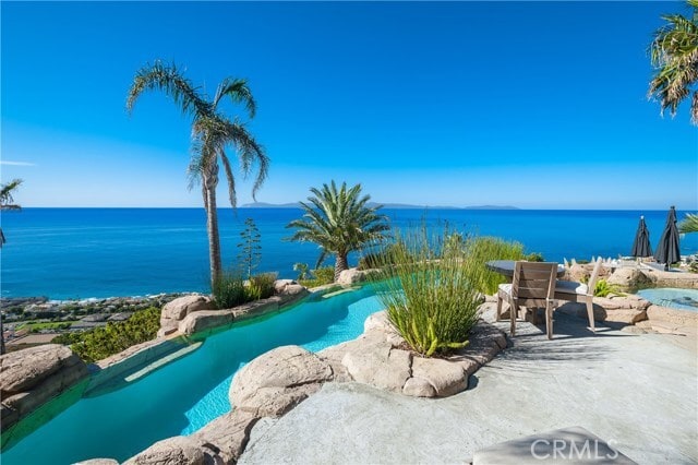 Building Photo - 709 Kendall Dr