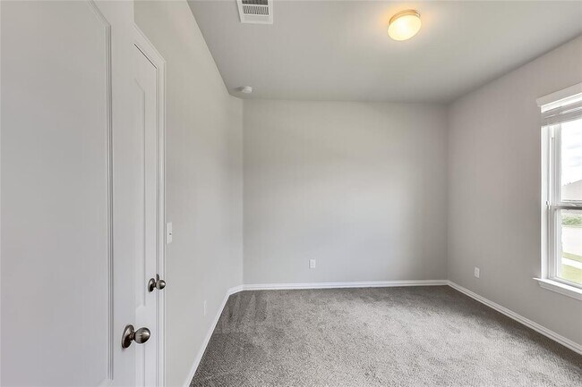Building Photo - 505 Palmilla St