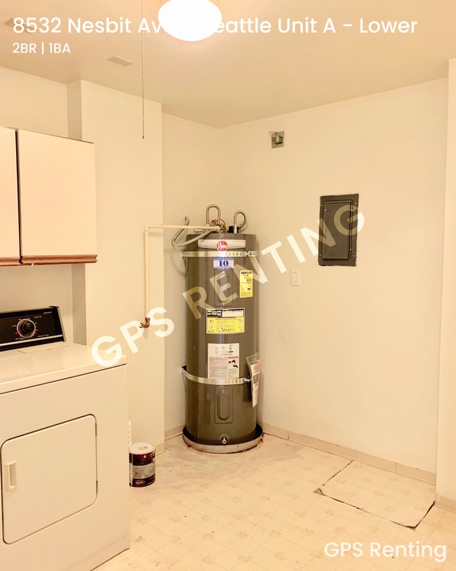Building Photo - 8532 Nesbit Ave N