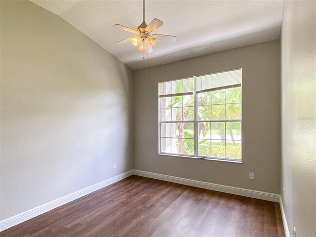 Building Photo - 3018 Lakewood Pointe Dr