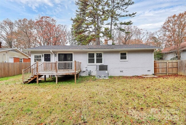 Building Photo - 5442 Kinsale Ln