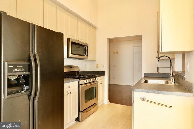 Building Photo - 5928 Founders Crossing Ct